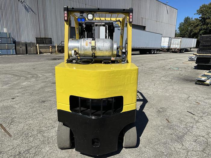 Used 12,000 POUND HYSTER ROLL CLAMP FORKLIFT W/ 60" CASCADE CLAMP 2,100 HOURS
