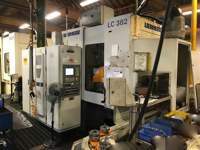 Used 1999 Liebherr  LC 382