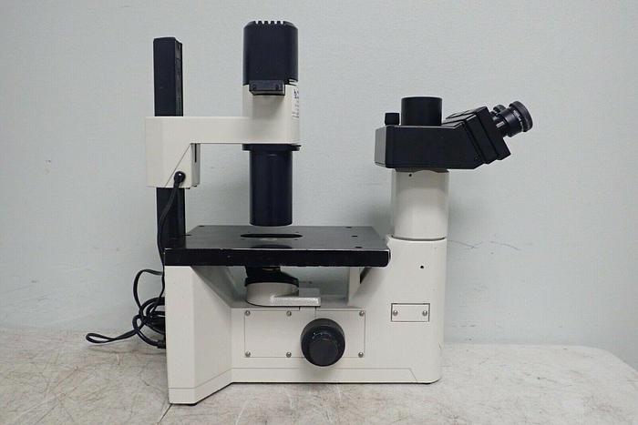 Used Leica DMIL Inverted Microscope Type 090-131.001 with 3 Objectives