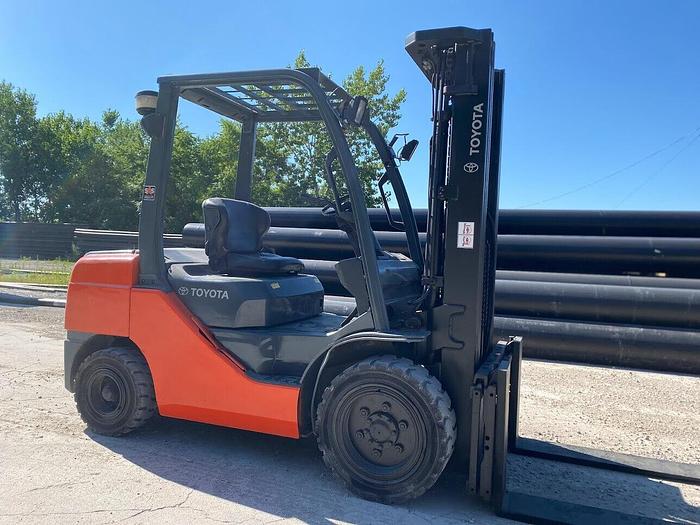 Used 2012 TOYOTA 8FDU30