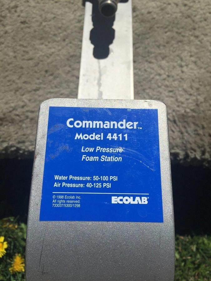 Used Ecolab Commander 4411 Foaming Station with Hose