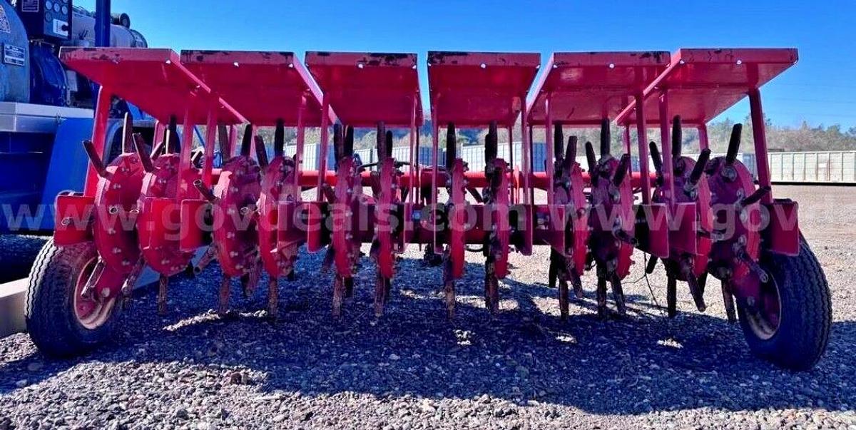 Used 6' Agrimetal fa720 tow behind Aerator - Carson City, NV