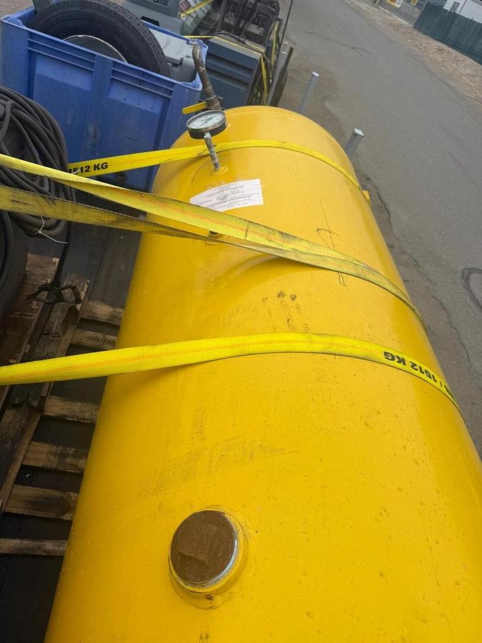 Used Kaeser sk 15 t Air Compressor 100981.0 / Receiver Tank