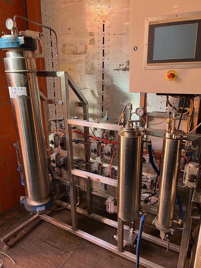 Used Apeks Bambino 2000psi CO₂ Botanical Oil Extraction System w/PDC compressor- NV