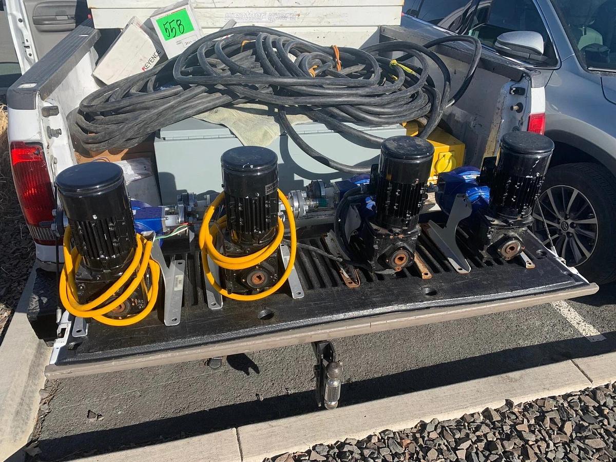Used Graco SoloTech™ 10 Low Speed Hypalon Peristaltic Hose Pump + A/B VFD