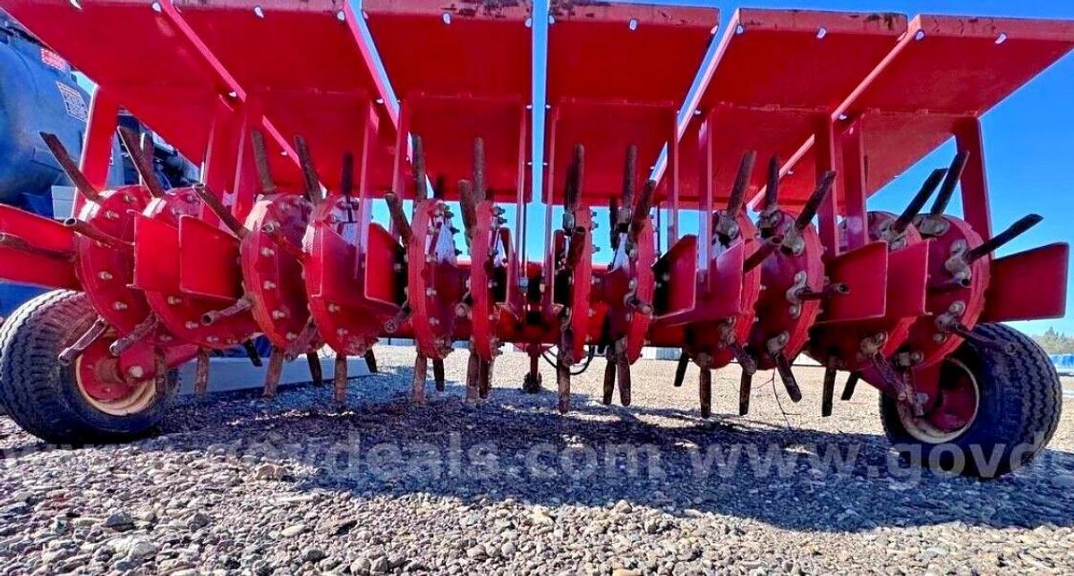 Used 6' Agrimetal fa720 tow behind Aerator - Carson City, NV
