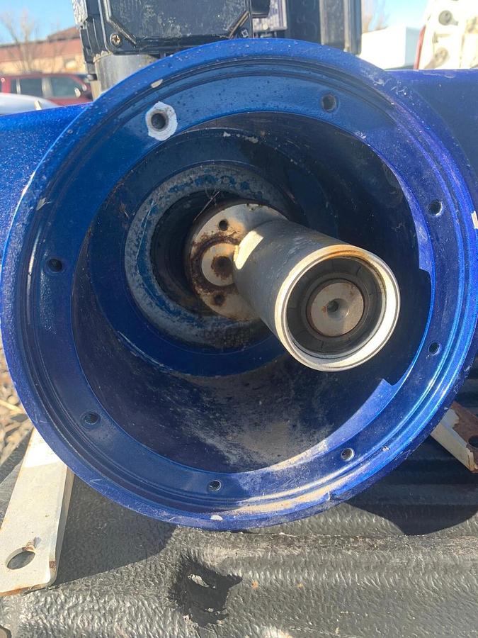 Used Graco SoloTech™ 10 Low Speed Hypalon Peristaltic Hose Pump + A/B VFD
