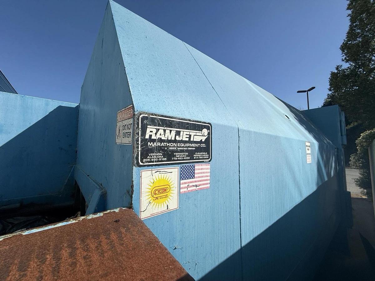 Used Marathon Ramjet 30 Cu Yard Self Contained trash compactor -San Jose, CA