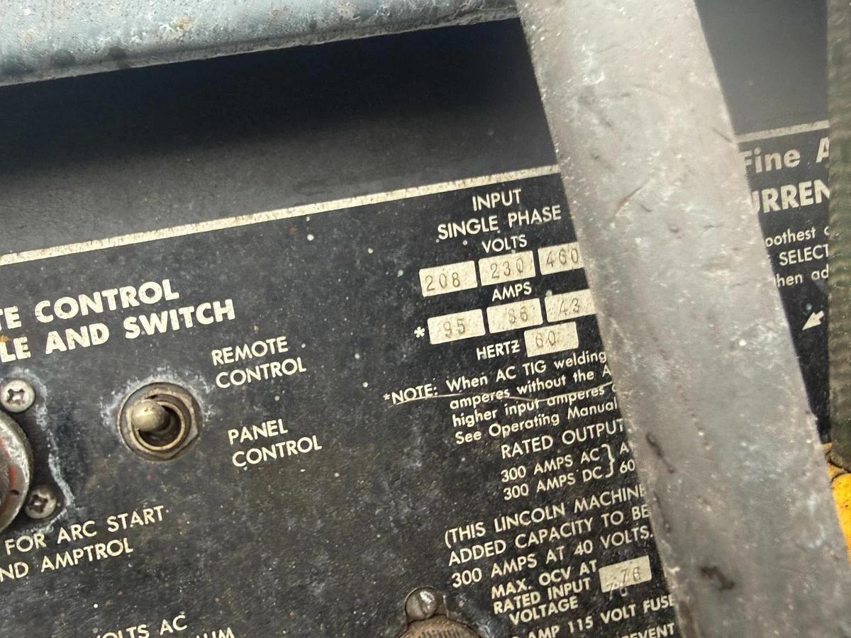 Used Lincoln IdealArc TIG 300 AC/DC Tig Welder Power Source 300 Amp 1 PH - Bay Area