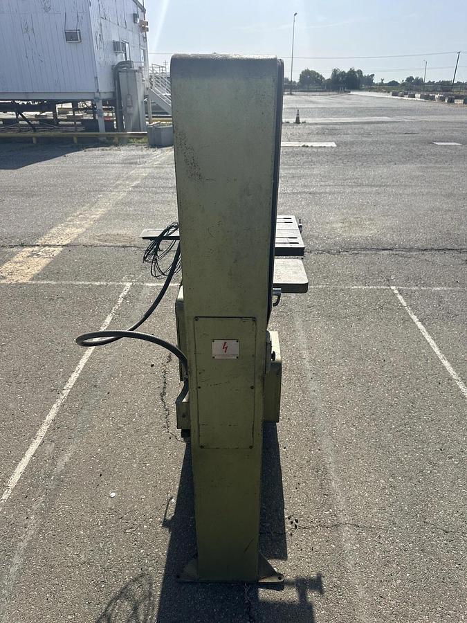 Used Kalamazoo Startrite 30RF vertical band saw -- Fresno, CA