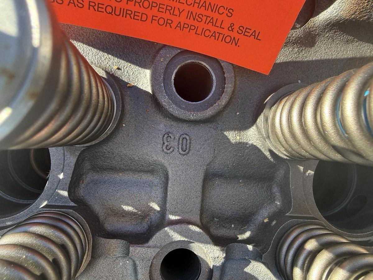 Used detroit 23511352 series 50 cylinder head