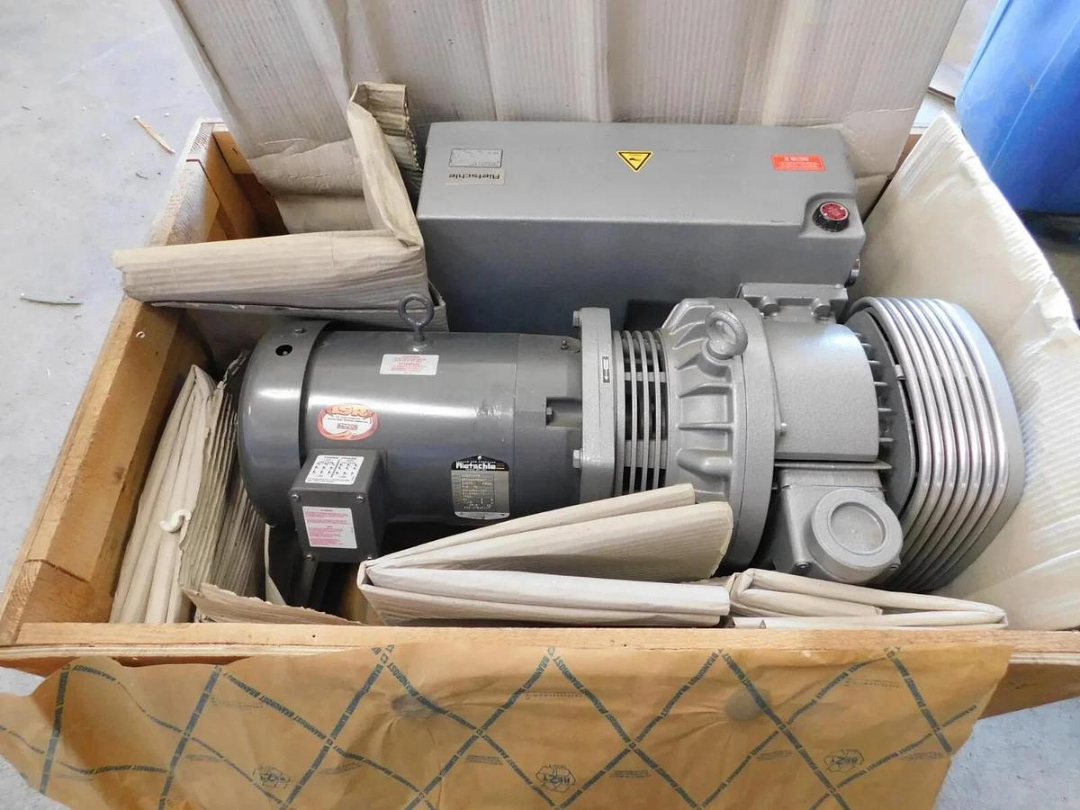 THOMAS RIETSCHLE VCEH 160 VACUUM PUMP - 7.5HP, 1725RPM, 213TC FRAME