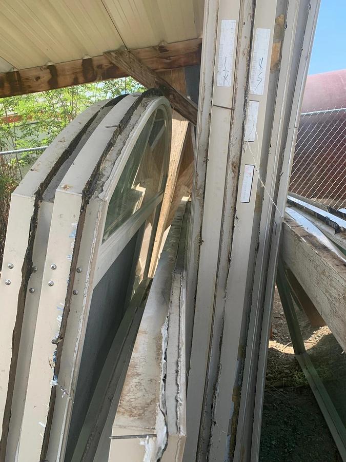 Used 35 Large Andersen Windows/Sliders - Carson City,NV