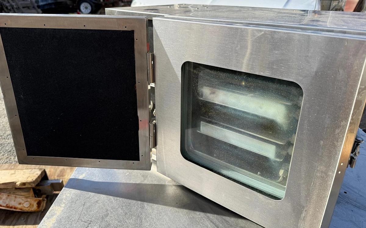 Used March PX-250 Plasma Etch Plasma Asher Plasma in NV USA
