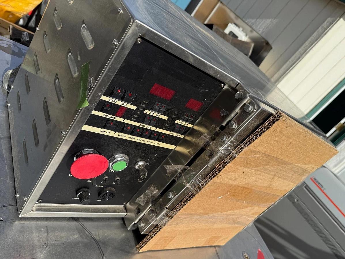 Used March PX-250 Plasma Etch Plasma Asher Plasma in NV USA