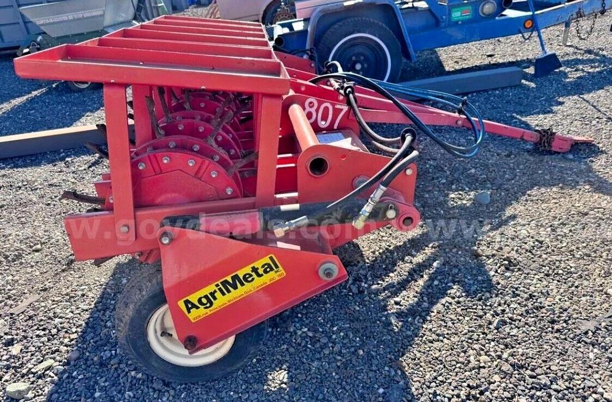 Used 6' Agrimetal fa720 tow behind Aerator - Carson City, NV
