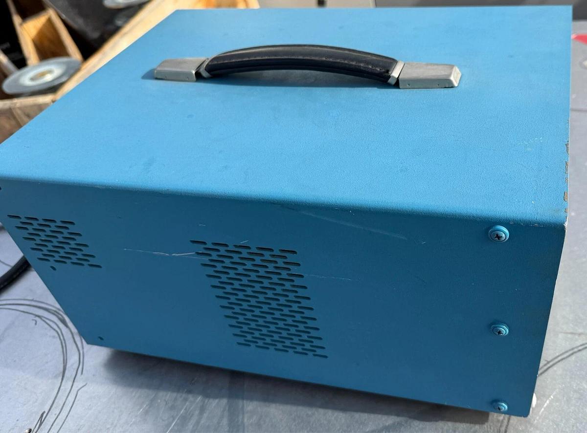 Used 4801 ENI UA-400A Power Amplifier