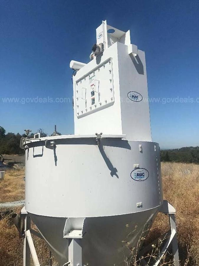 Used Schenck AccuRate Feeder Control with dual motor auger + Mac Silo w/ Centr.Blower