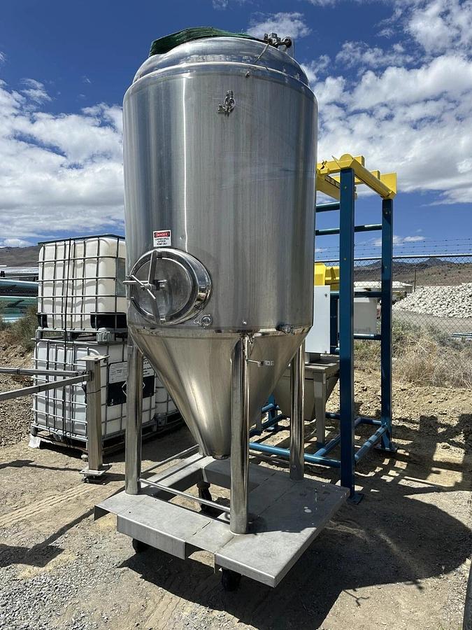 Used 15 BBL Stainless Jacketed Fermentation Tank