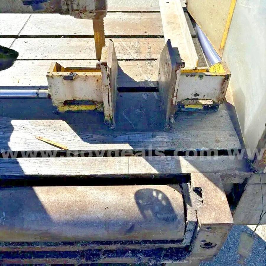 Used Marvel Automatic Vertical Bandsaw. Model #MV460PCR - Carson City, NV 89706