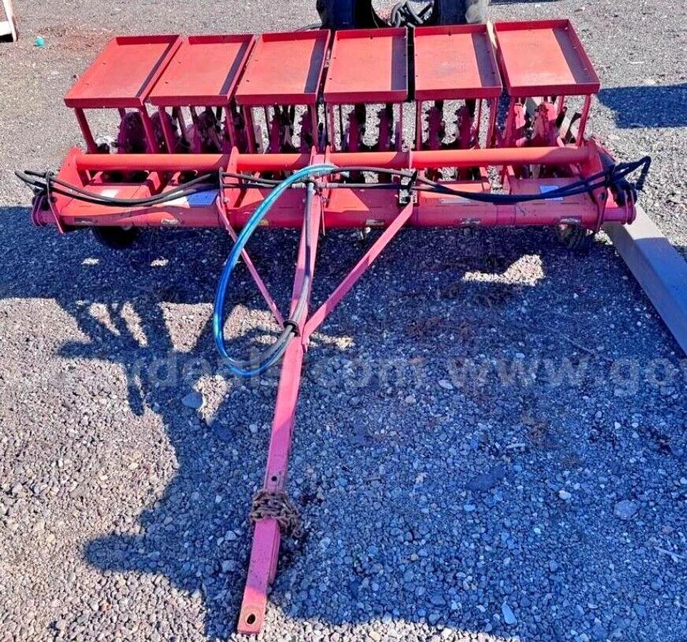 Used 6' Agrimetal fa720 tow behind Aerator - Carson City, NV