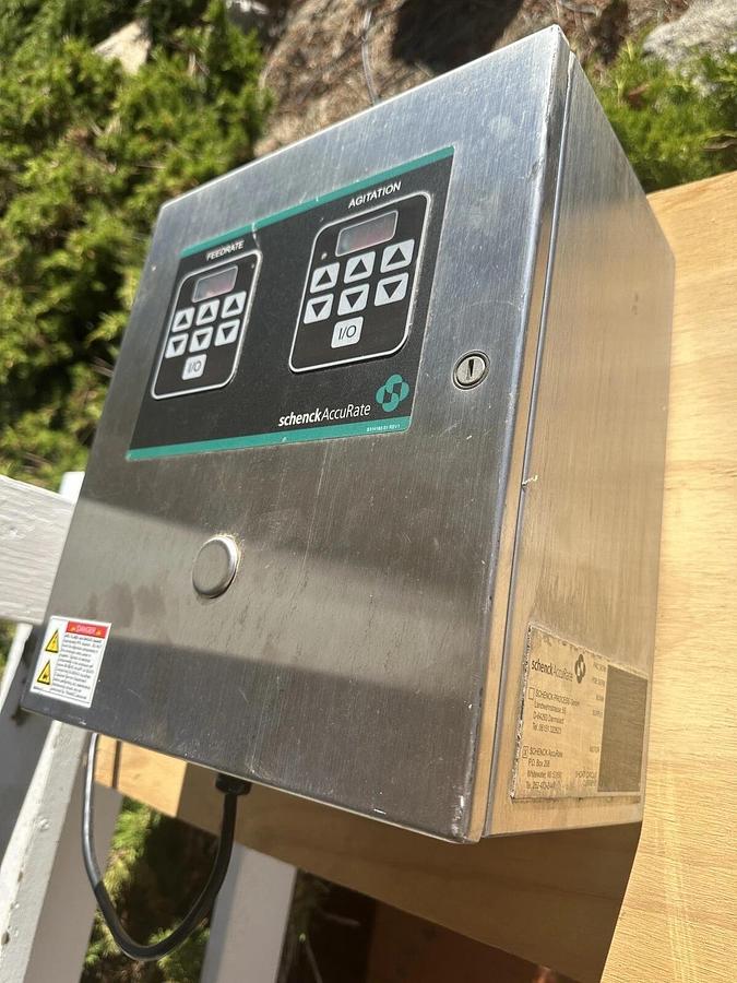 Used Schenck AccuRate Feeder Control with dual motor auger + Mac Silo w/ Centr.Blower