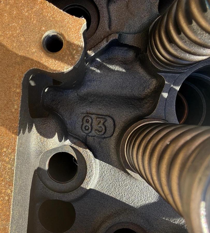 Used detroit 23511352 series 50 cylinder head