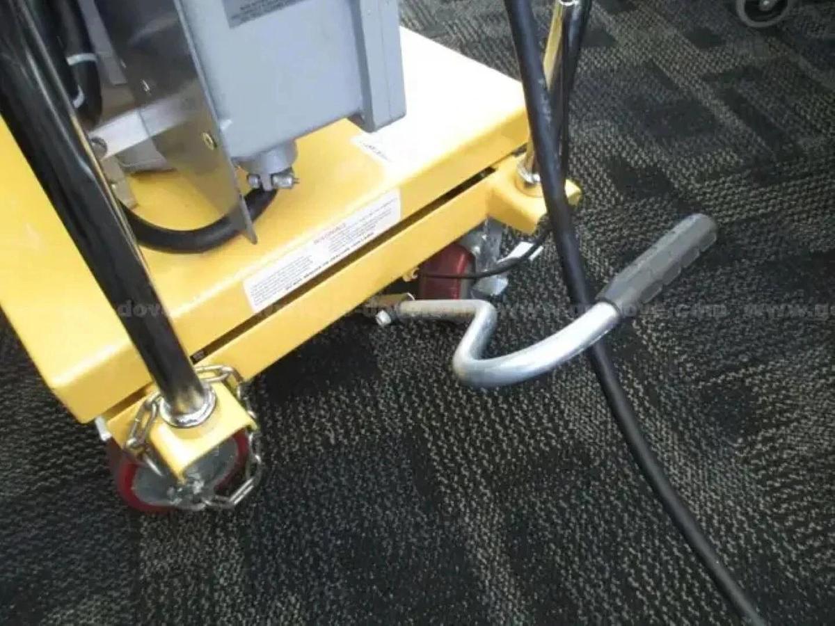 Used Tiger-Vac "CD-IT EX HY-C" HEPA wet/dry OSHA Vacuum for Hazardous Loc. - Reno, NV
