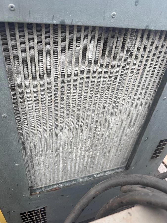Used Kaeser sk 15 t Air Compressor 100981.0 / Receiver Tank