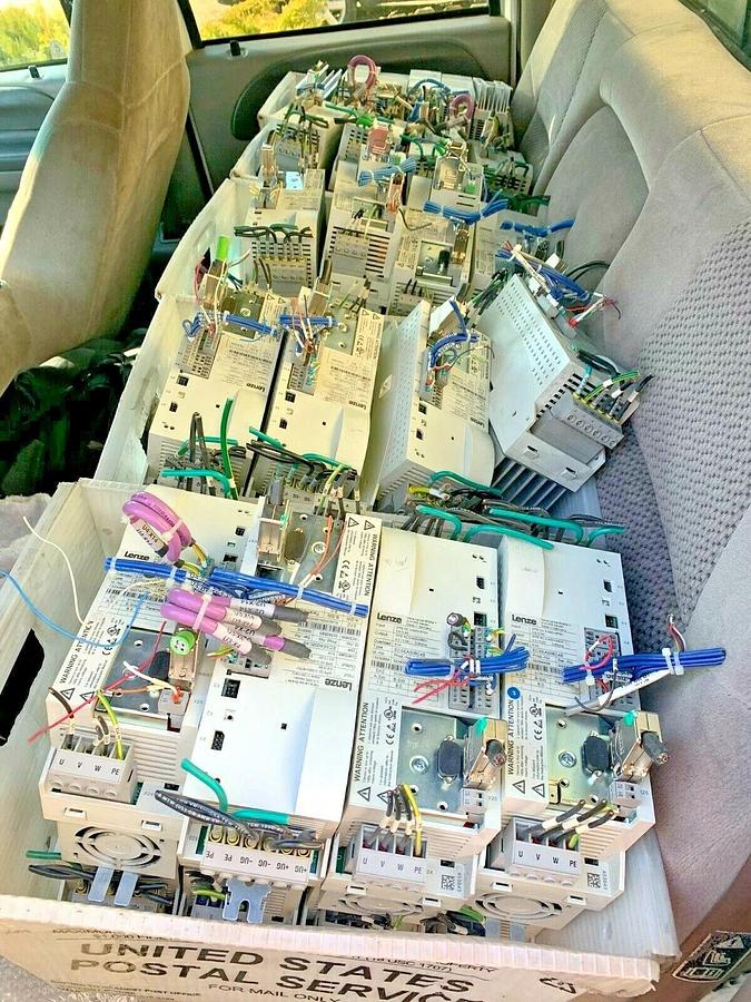 Used Lenze 8.0 amp vfd (Part # ECSEA008C4B)
