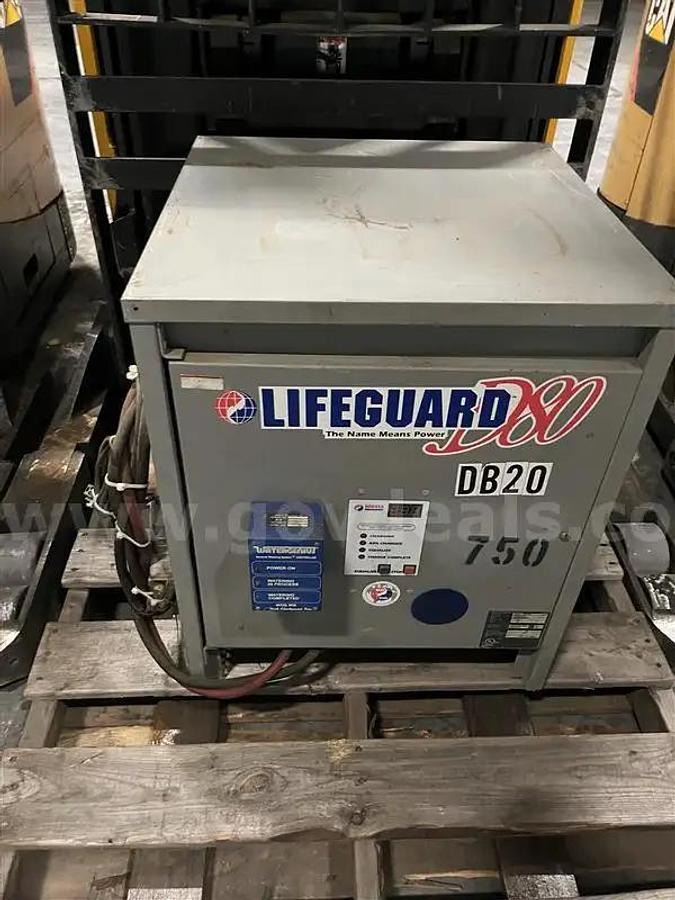 Used 2011 JUNGHEINRICH ETR340-36v Reach Lift w/ charger - Carson City, NV