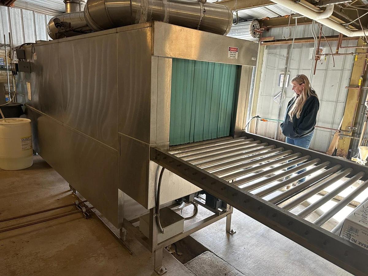 Used SMC-Roe Schlyer 22'x30" Tunnel Washer (Rodent,bedding, & Lab Cage) - Reno,NV.