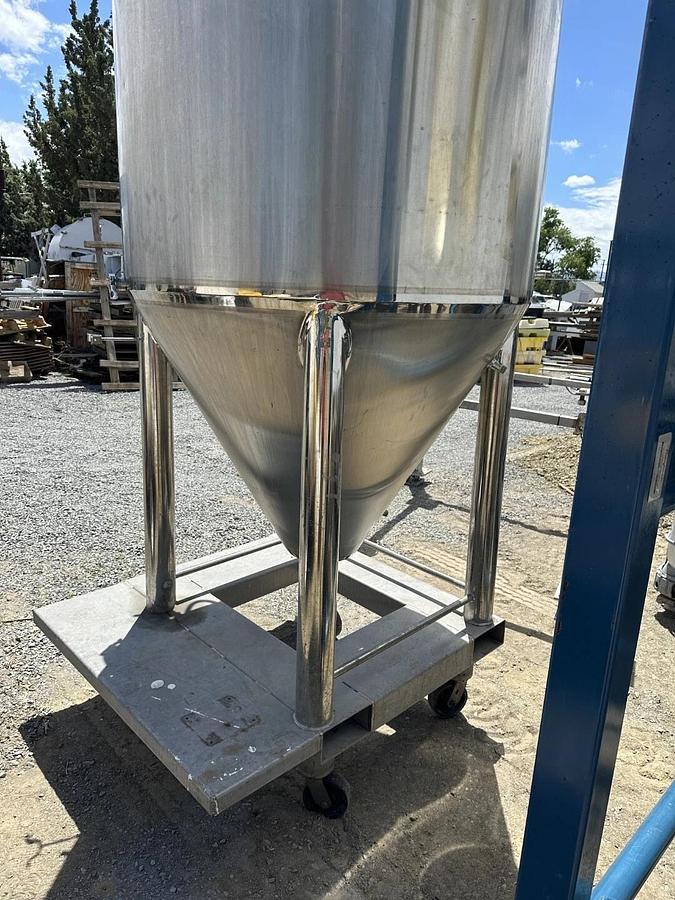 Used 15 BBL Stainless Jacketed Fermentation Tank