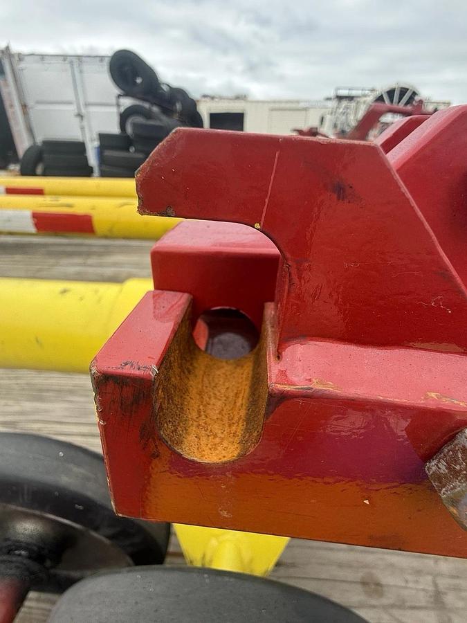 Used Hall AIRBUS BOEING Airplane Towbar TB-9267 Oakland, CA (OAK)