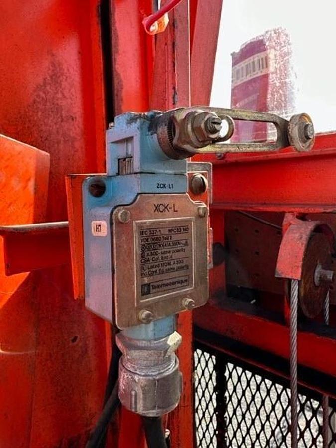 Used Economy Engineering Powered 10'  Man-Lift Platform - Reno, NV