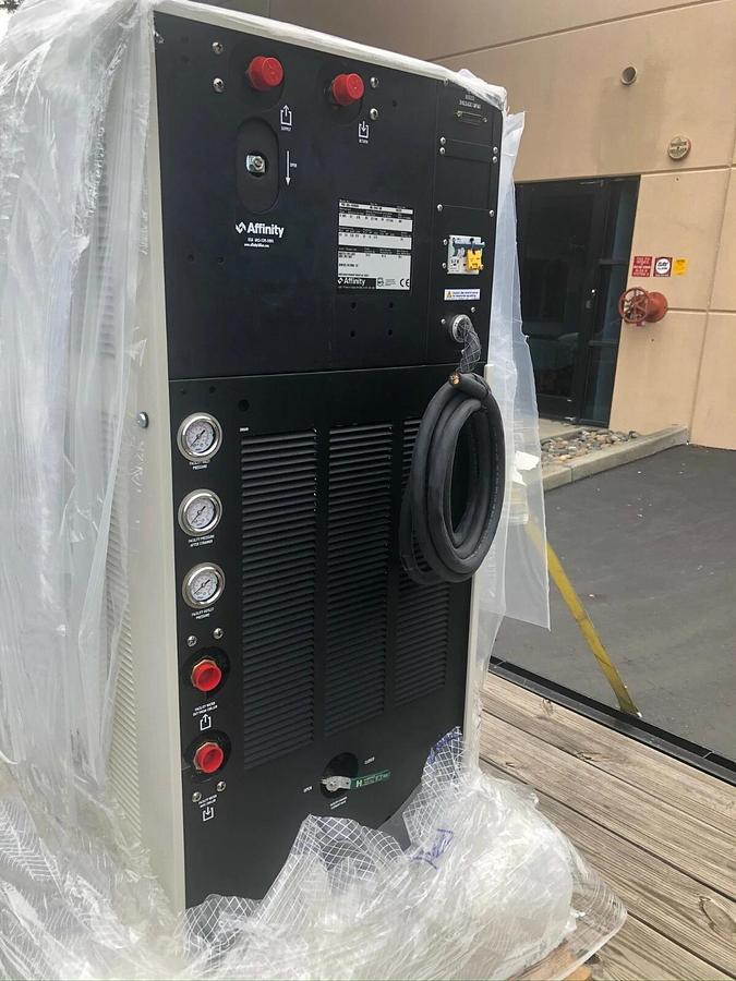 Lydall Affinity Chiller (PWE-020L-BE38CBD4) 277/460v 3Ph R-407C UNUSED !