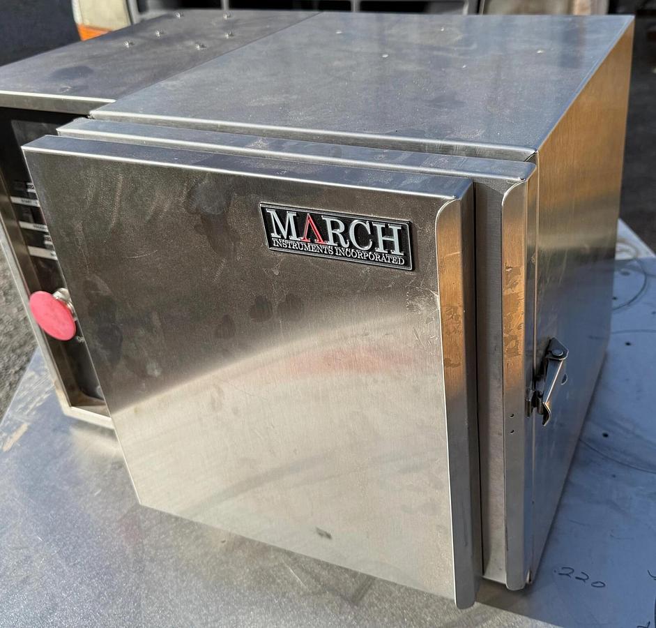 Used March PX-250 Plasma Etch Plasma Asher Plasma in NV USA