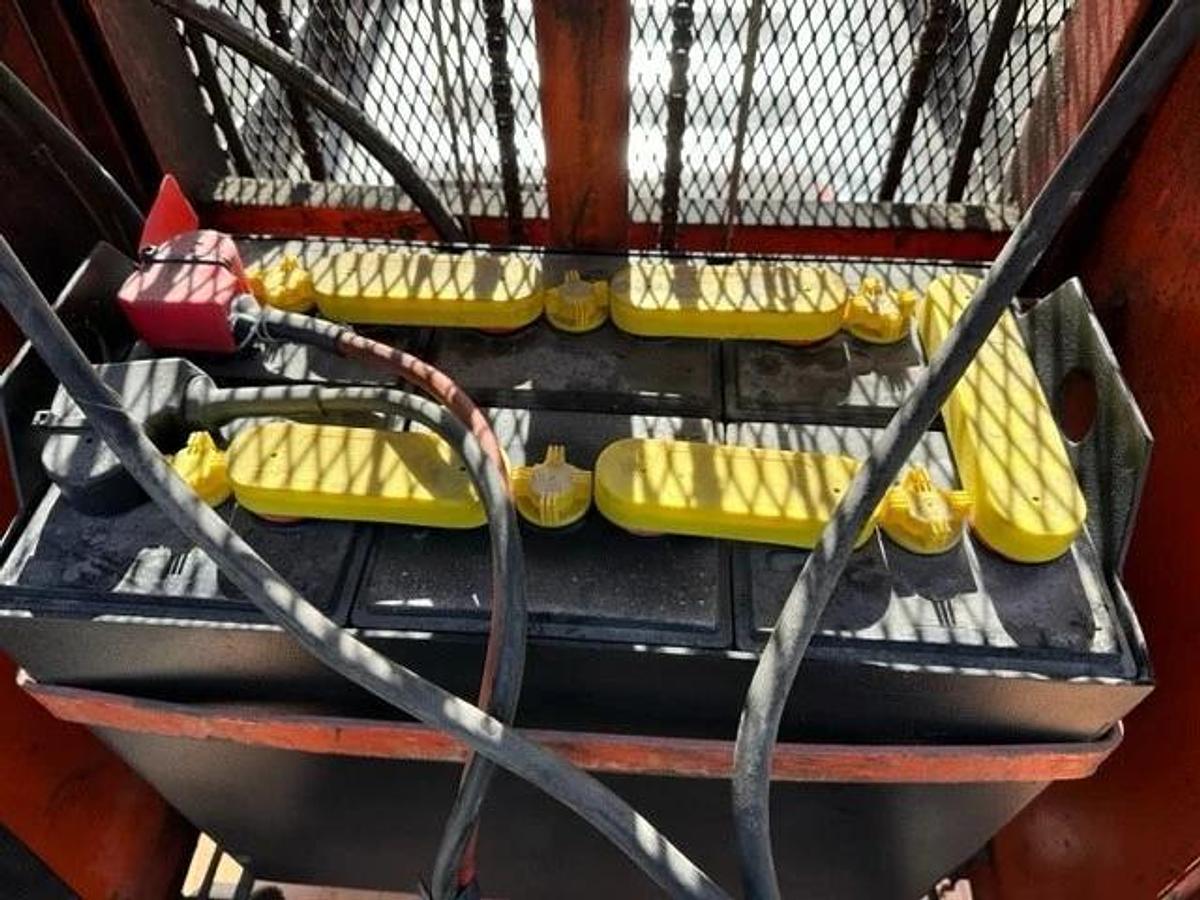Used Economy Engineering Powered 10'  Man-Lift Platform - Reno, NV