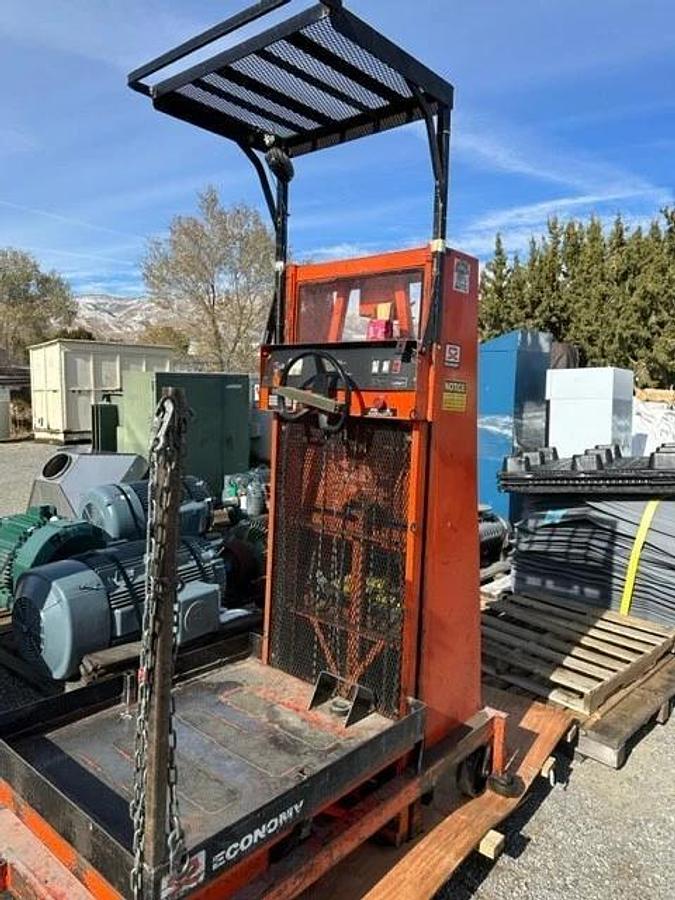 Used Economy Engineering Powered 10'  Man-Lift Platform - Reno, NV