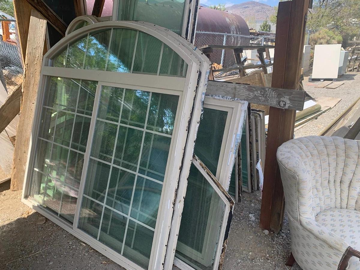 Used 35 Large Andersen Windows/Sliders - Carson City,NV
