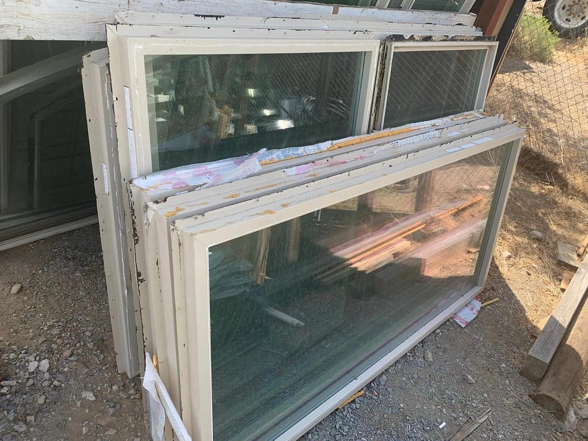 Used 35 Large Andersen Windows/Sliders - Carson City,NV
