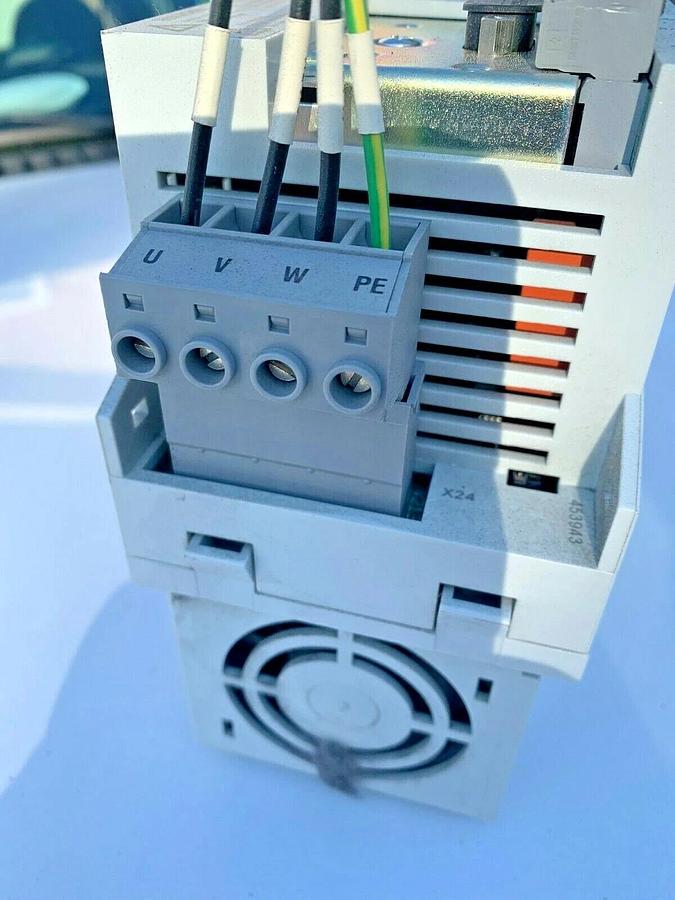 Used Lenze 8.0 amp vfd (Part # ECSEA008C4B)