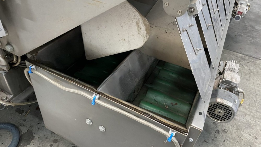 Used Affeldt 16 channel lineair weigher