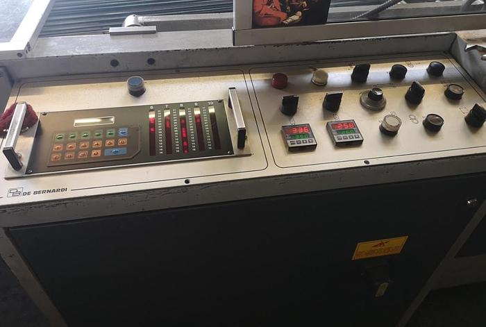 Used 1998 De Benardi 80G -SH for the production of film soft loop handles bags