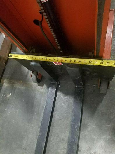 Used Lee Presto 1000 Lb Capacity Lift Truck with charger