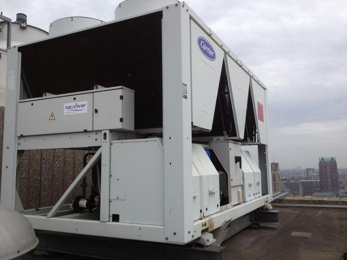 Used Used Carrier 30RB Air Cooled Chiller