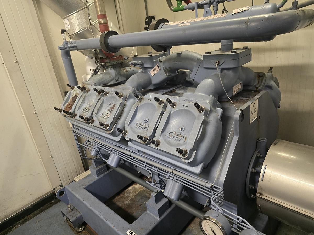 Gebruikt Used  Grasso V1800T Piston Compressor