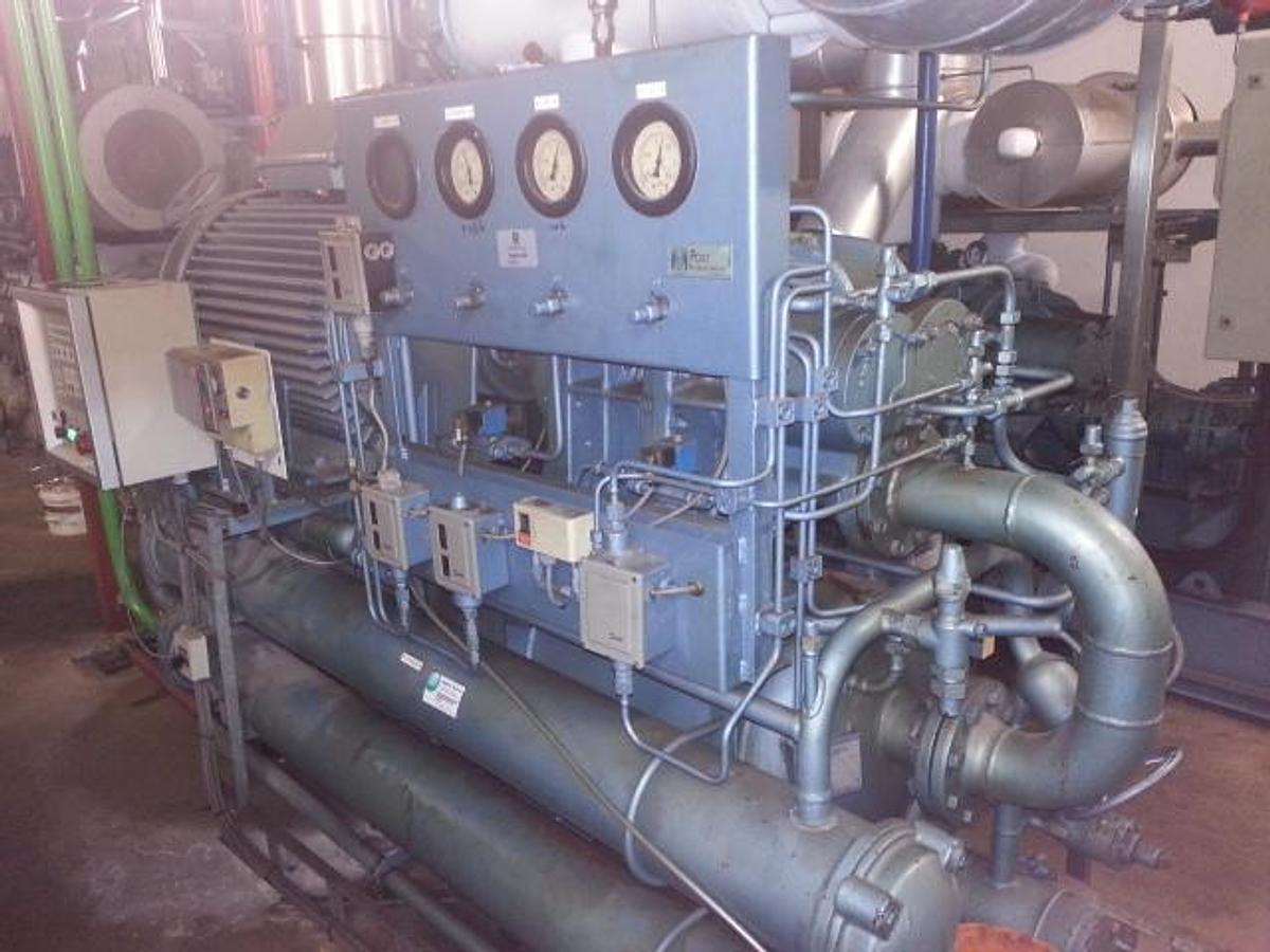 Gebruikt Used GRASSO S3-900 Screw Compressor