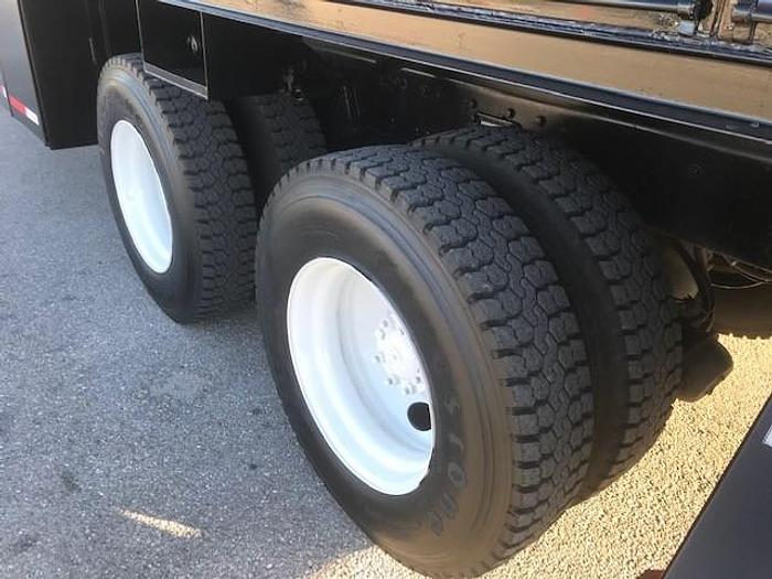 Used 2007 International 7500 Elliott 1860F 18 Ton Crane Truck - C04510