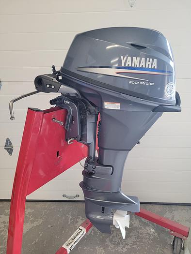 Used Yamaha F20ELR